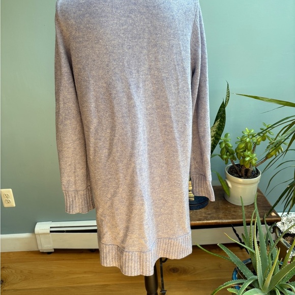 Worth Women's Purple Wool Cashmere Sweater. Size Large - Picture 3 of 5
